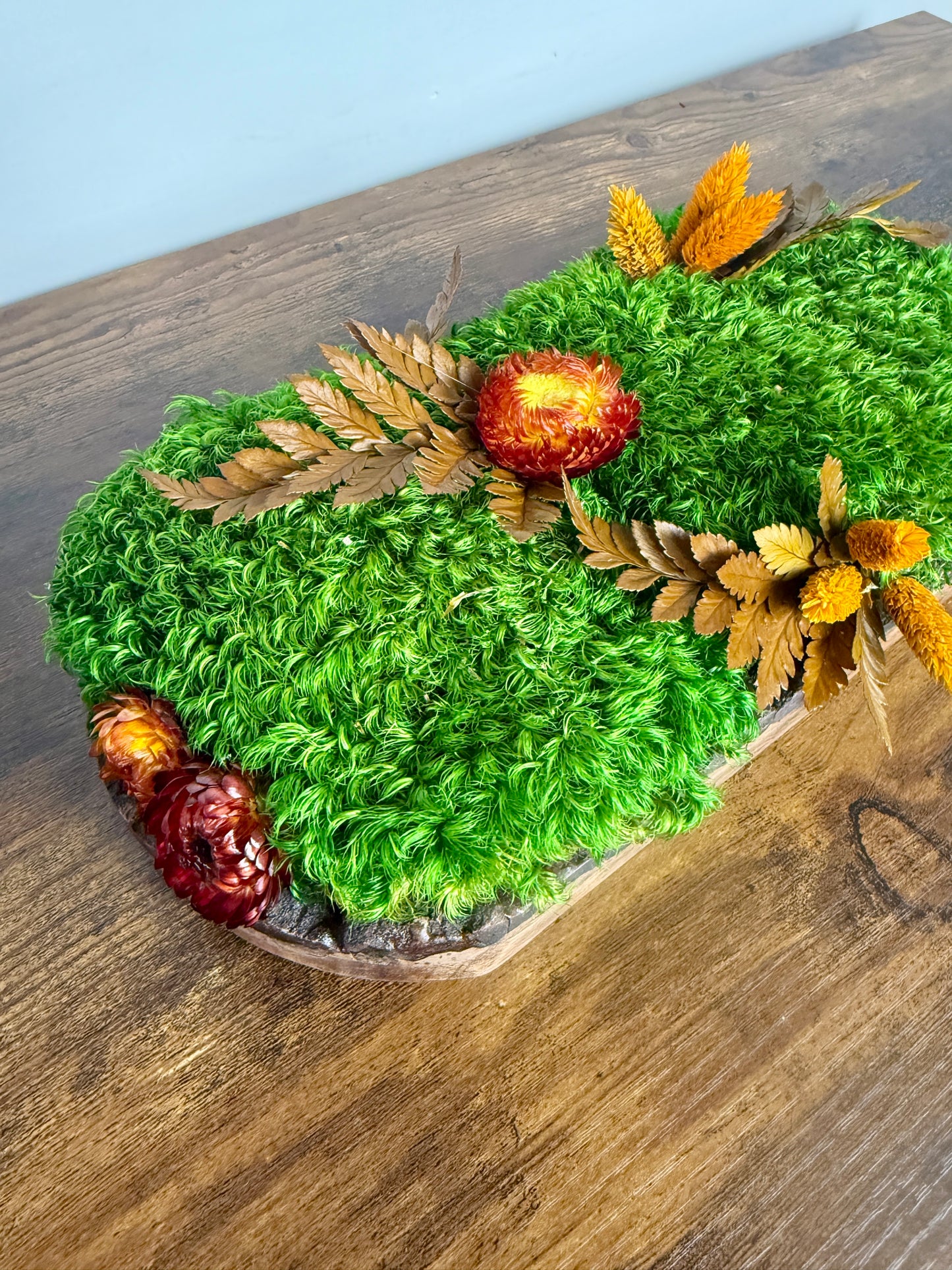 Preserved Pole Moss Centerpiece: Wood Nature Bowl, Wedding Decor with Orange Flowers | USA - TARIFF FREE