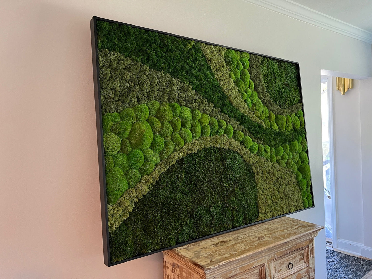 Large Preserved Moss Wall Art: Reindeer & Sheet Moss | USA - TARIFF FREE