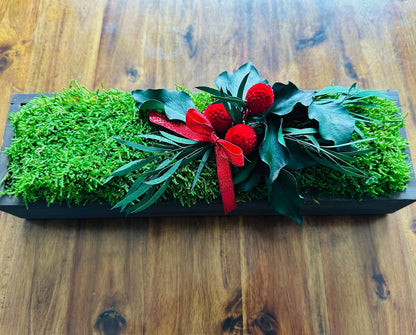 Preserved Moss Centerpiece | Olive Wood, Reindeer Moss Decor