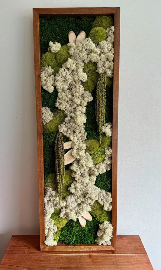 Preserved Moss Wall Art: Reindeer & Sheet Moss, Rectangle Frame | USA - TARIFF FREE