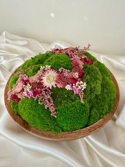 Preserved Moss Circle Centrepiece: Wood Bowl with Reindeer Moss | USA - TARIFF FREE