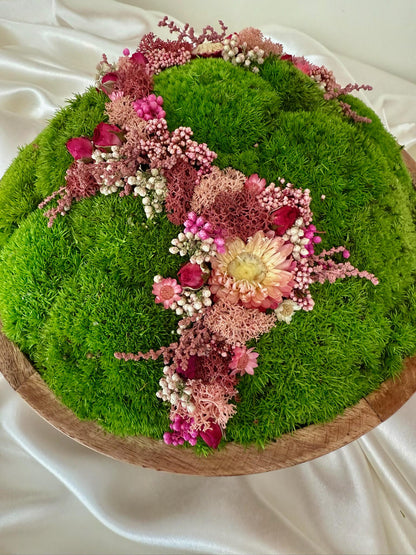 Preserved Moss Circle Centrepiece: Wood Bowl with Reindeer Moss | USA - TARIFF FREE